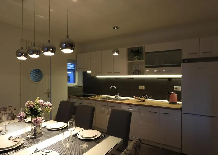 別荘 House With A Swimming Pool - 14133